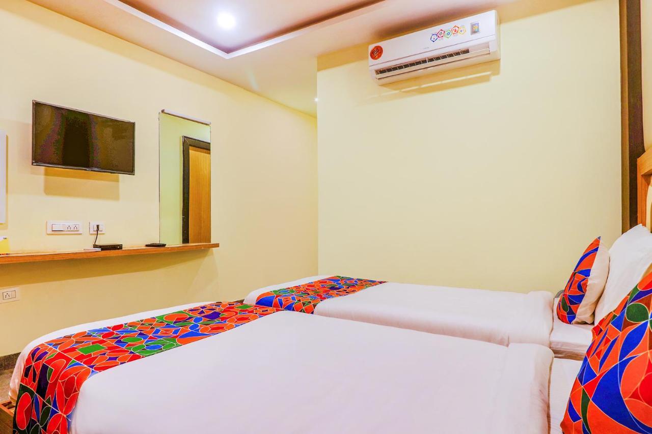 Fabhotel Keerthi'S Anupama - Nr Indira Gandhi Stadium Vijayawāda Εξωτερικό φωτογραφία