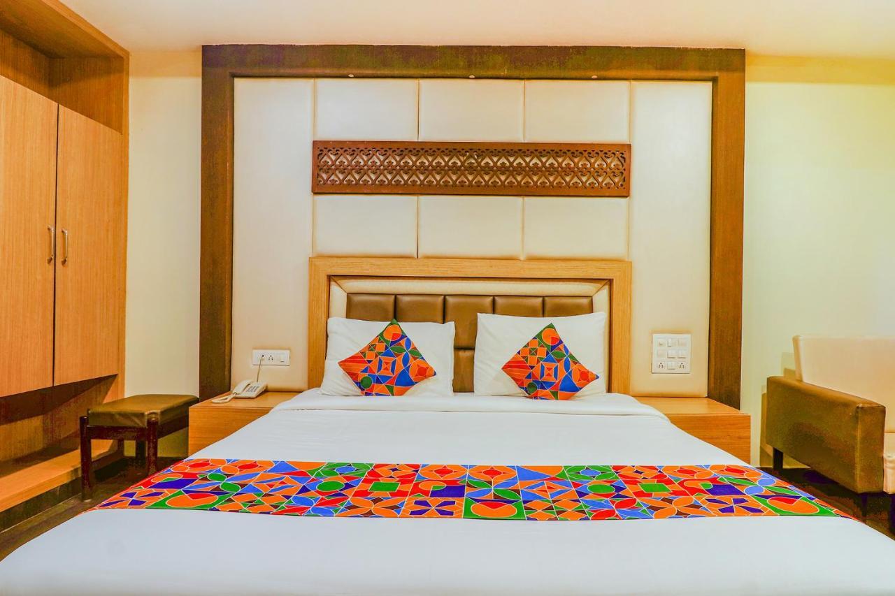 Fabhotel Keerthi'S Anupama - Nr Indira Gandhi Stadium Vijayawāda Εξωτερικό φωτογραφία