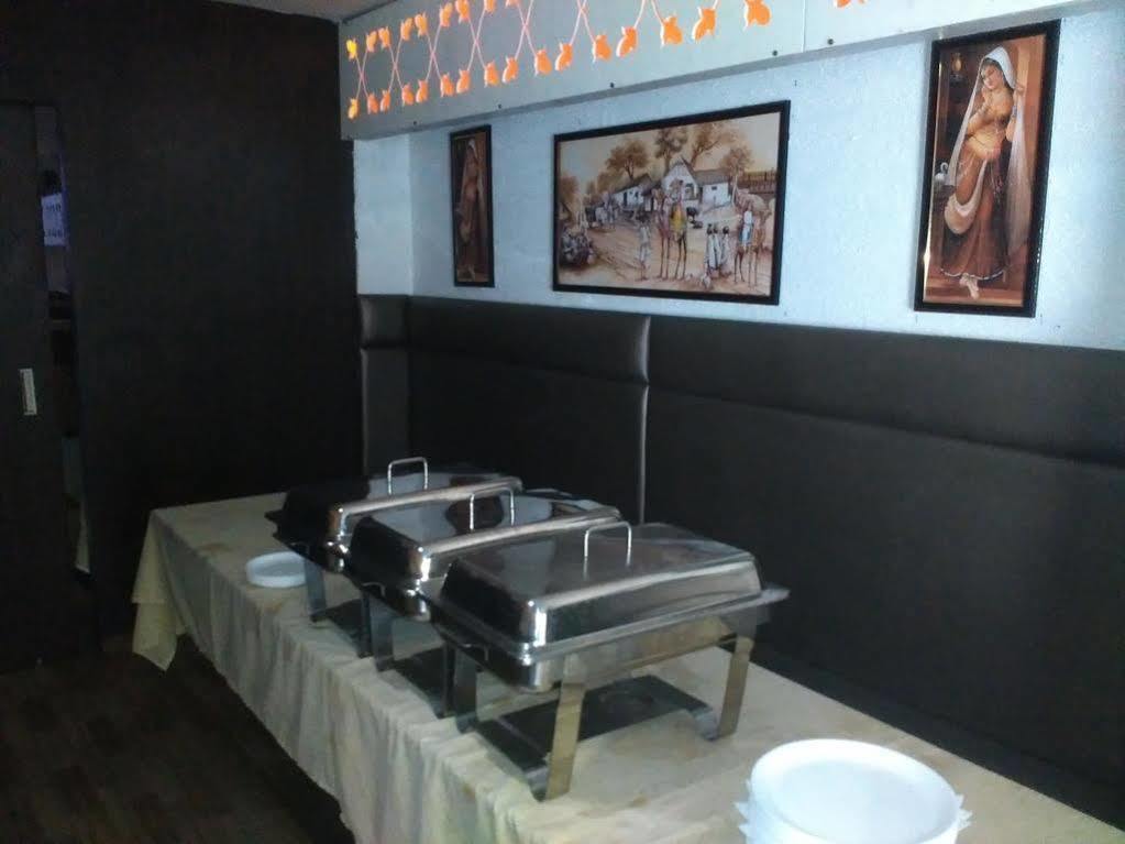 Fabhotel Keerthi'S Anupama - Nr Indira Gandhi Stadium Vijayawāda Εξωτερικό φωτογραφία